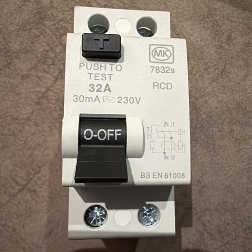 Nuovo sentry 7832s 32 a - 32,